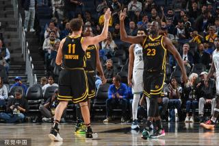 胶着时挺身 胶着时挺身