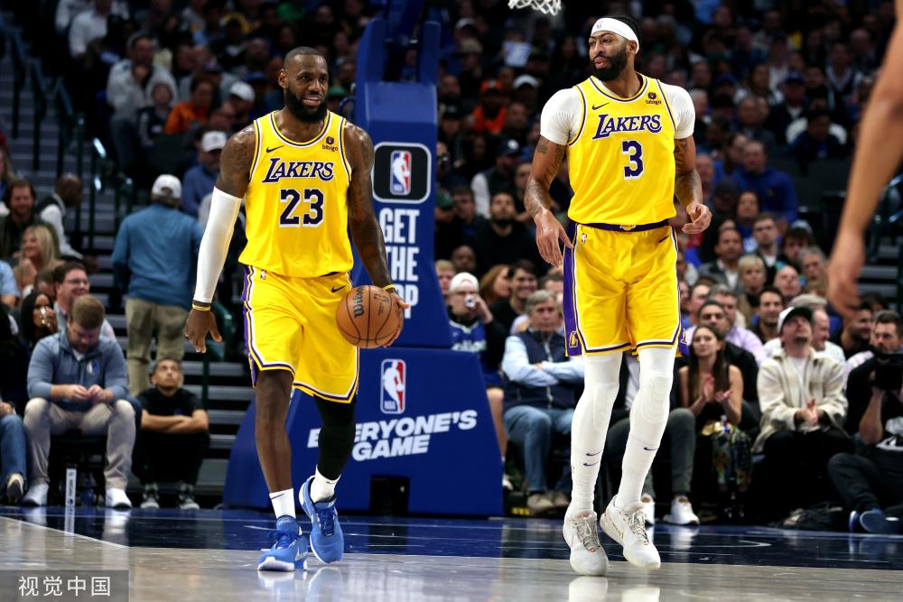 的舞台上 的舞台上