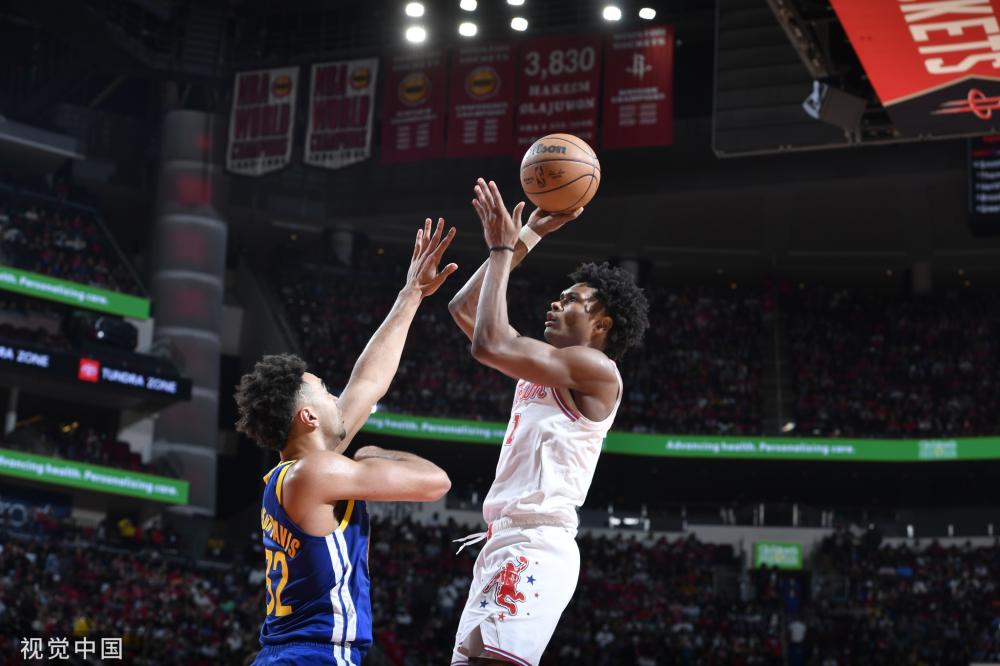 皮球近乎擦 皮球近乎擦